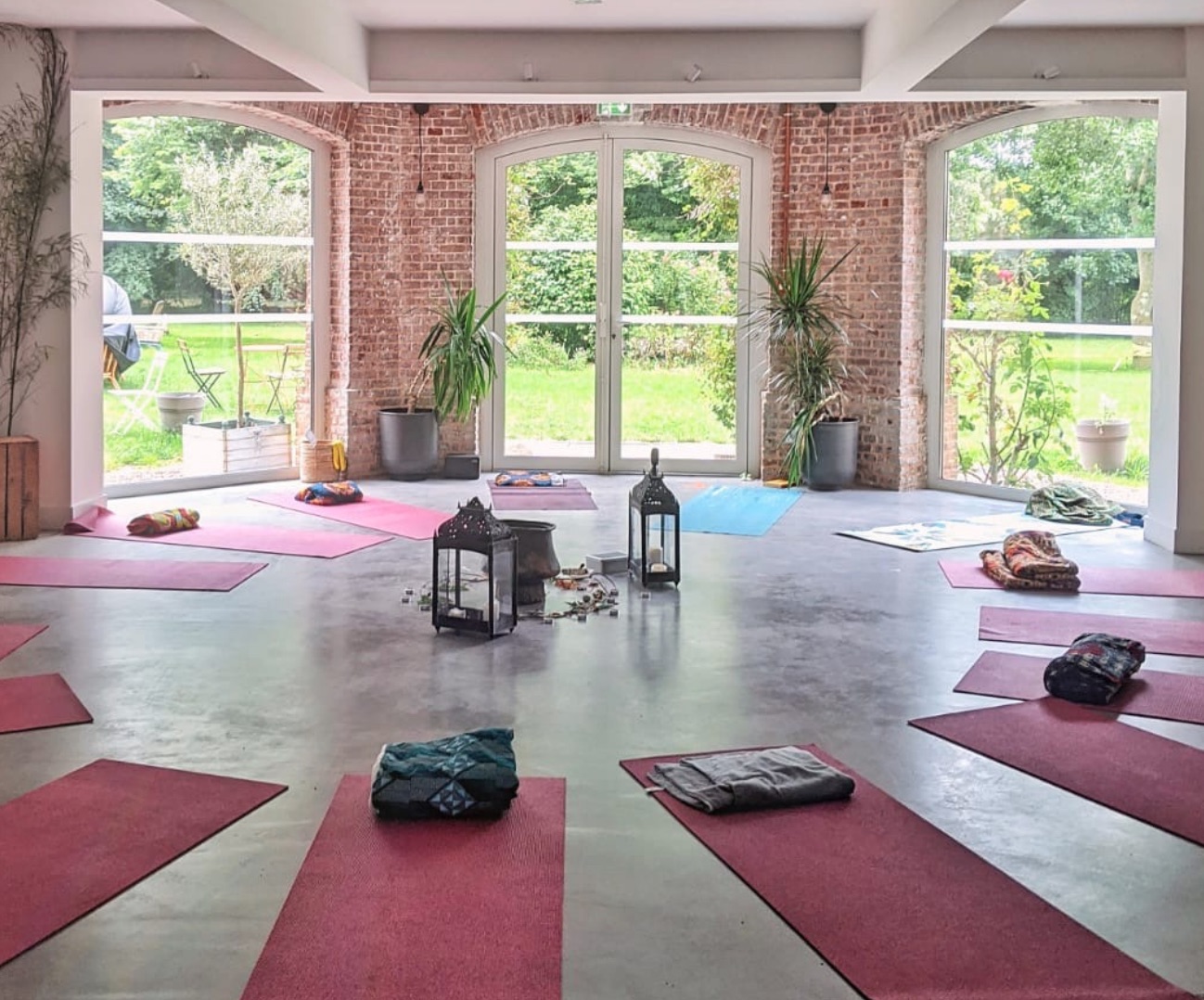 Lire la suite à propos de l’article Retraite immersive | Yoga, Méditation & Plage inédite au château • côte Normande • du 10 au 14 Juillet 2023